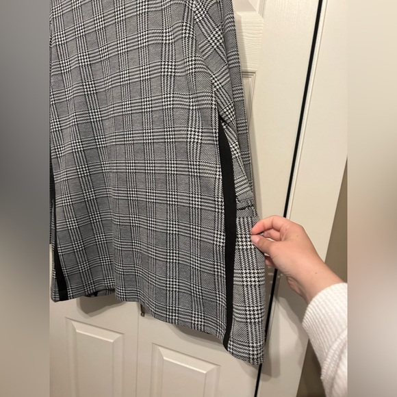 NWOT H&M Plaid Soft Blazer - Picture 5 of 10